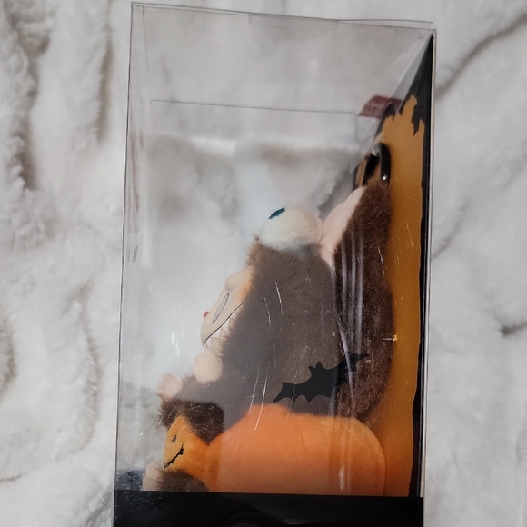 Labubu Pop Mart Adorable Pumpkin‎ Plushy Keychain - Picture 4 of 5